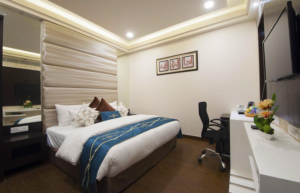 Hotel Taj Princess - Boutique Hotel Delhi  Oda fotoğraf