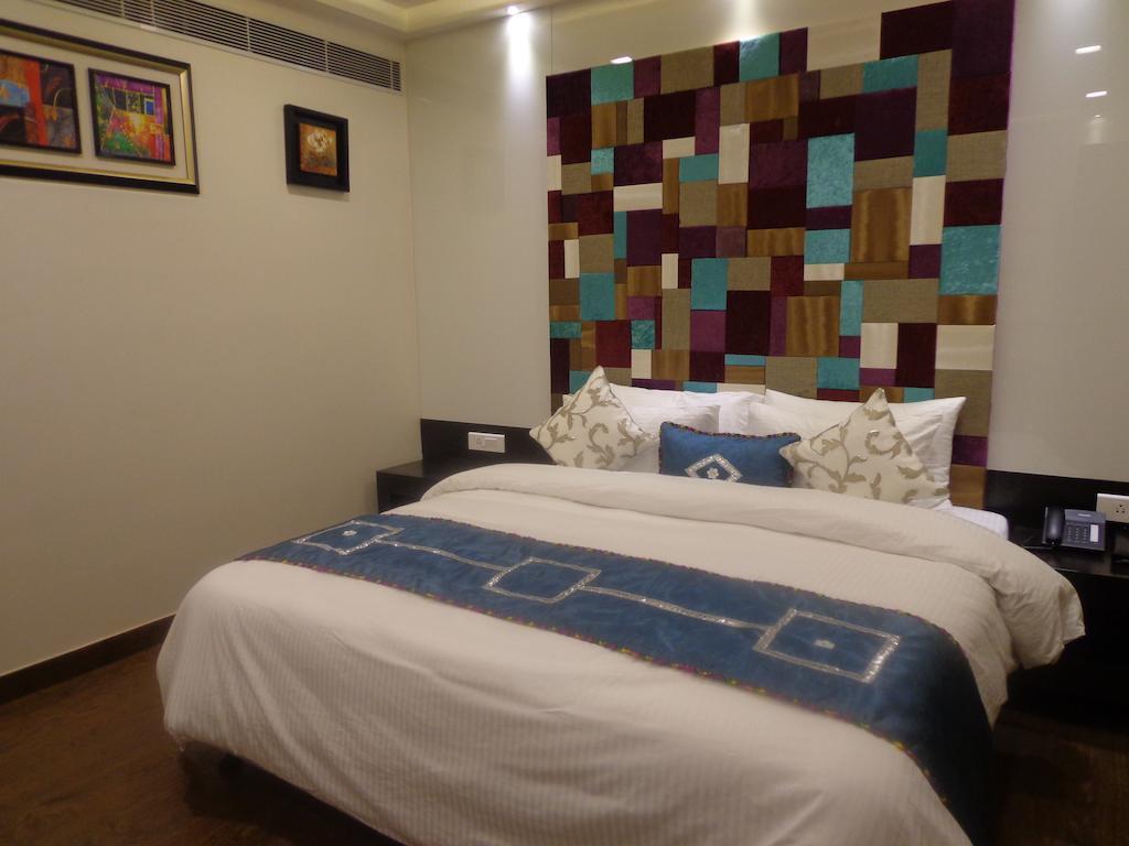 Hotel Taj Princess - Boutique Hotel Delhi  Dış mekan fotoğraf