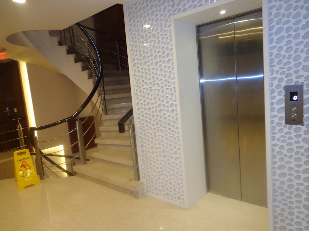 Hotel Taj Princess - Boutique Hotel Delhi  Dış mekan fotoğraf