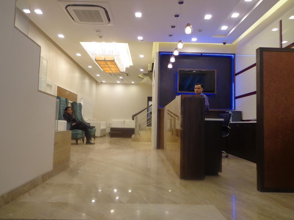 Hotel Taj Princess - Boutique Hotel Delhi  Dış mekan fotoğraf