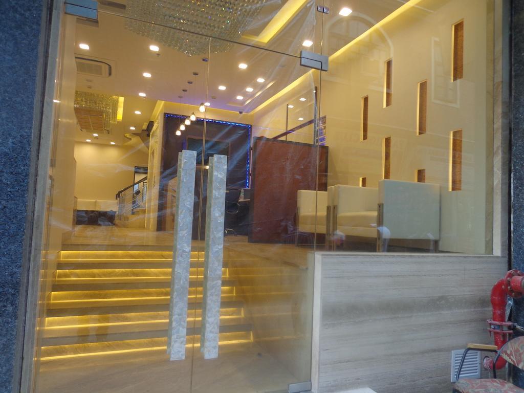 Hotel Taj Princess - Boutique Hotel Delhi  Dış mekan fotoğraf