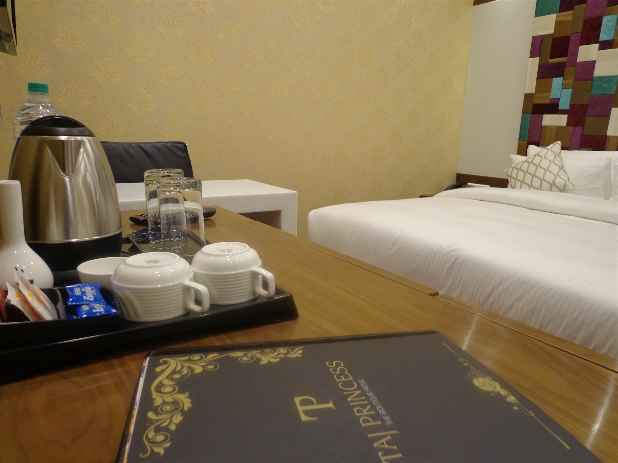 Hotel Taj Princess - Boutique Hotel Delhi  Dış mekan fotoğraf